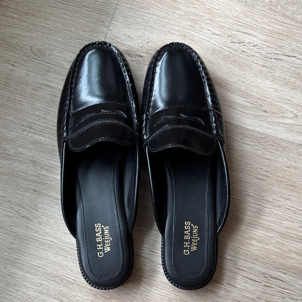 G.H. Bass & Co. Weejuns Black Leather Mules
